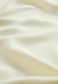 Unselected, ecru cream chocolate brown