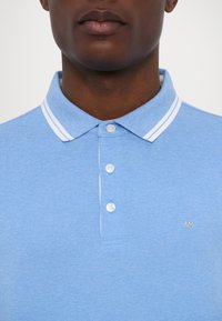 Michael Kors GREENWICH - Poloskjorter - sou paci
