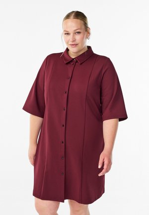 MIT 3/4-ÄRMELN - Robe chemise - port royal