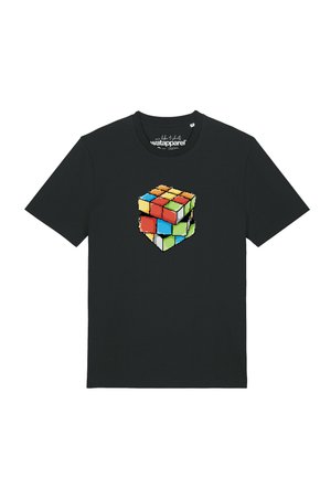 T-shirt noir avec un motif pixellisé du Rubik’s Cube en rouge, bleu, jaune, vert, orange et blanc au centre devant.