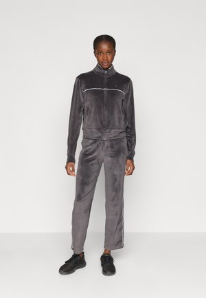 SET - Dres