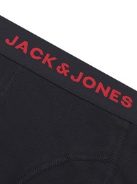 Calzoncillos boxer negros con un logo "JACK & JONES" rojo en la cinturilla, con una textura suave y detalles de costura visibles.