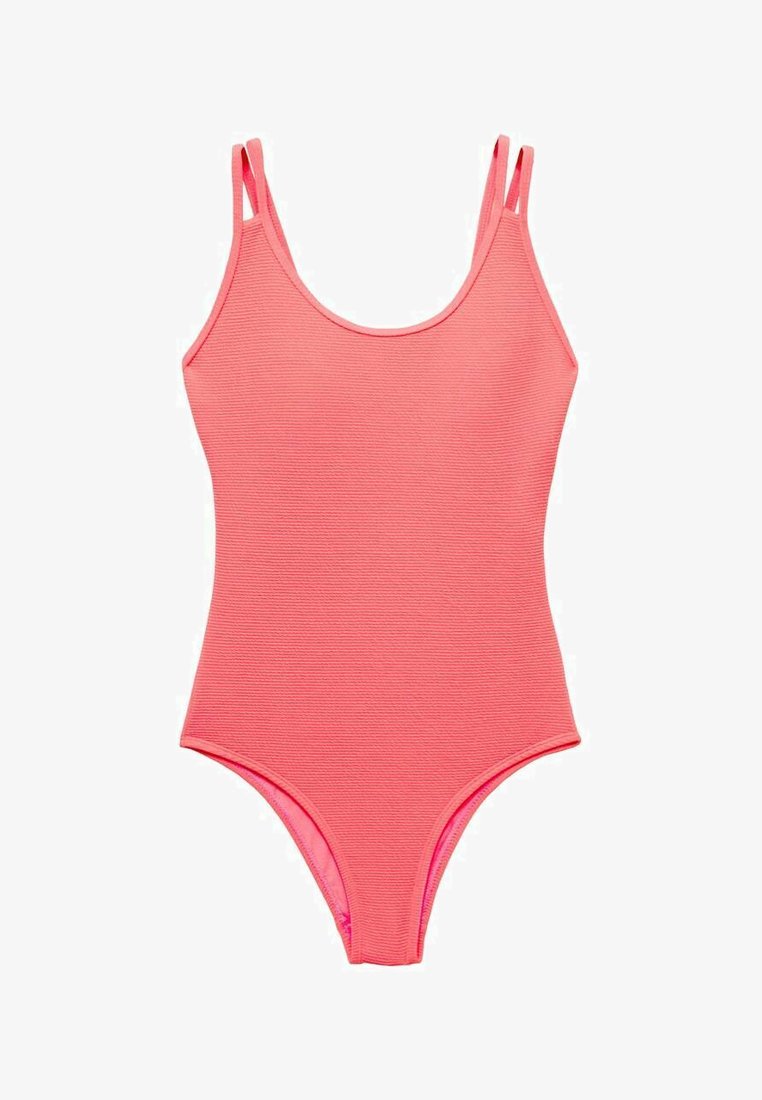 Svetlo roza enodelni kopalni plašč s širokim izrezom, dvojno naramnico in teksturirano blago. Ima visoko izrezane hlačnice in brezšivno zasnovo.