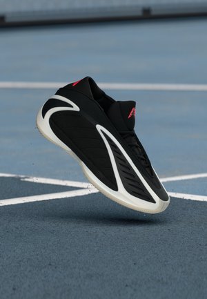 ANTHONY EDWARDS 2 UNISEX - Παπούτσια μπάσκετ - core black/metallic/lucid red