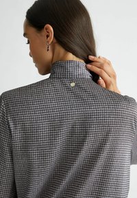 LIU JO PRINTED - Särkkleit - grey