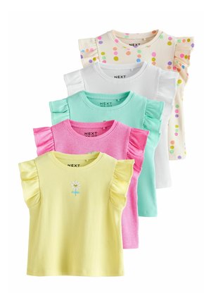 Vijf mouwloze peutertops met geplooide schouders, in geel met bloemenprint, roze, mintgroen, wit en crème met gekleurde stippen.