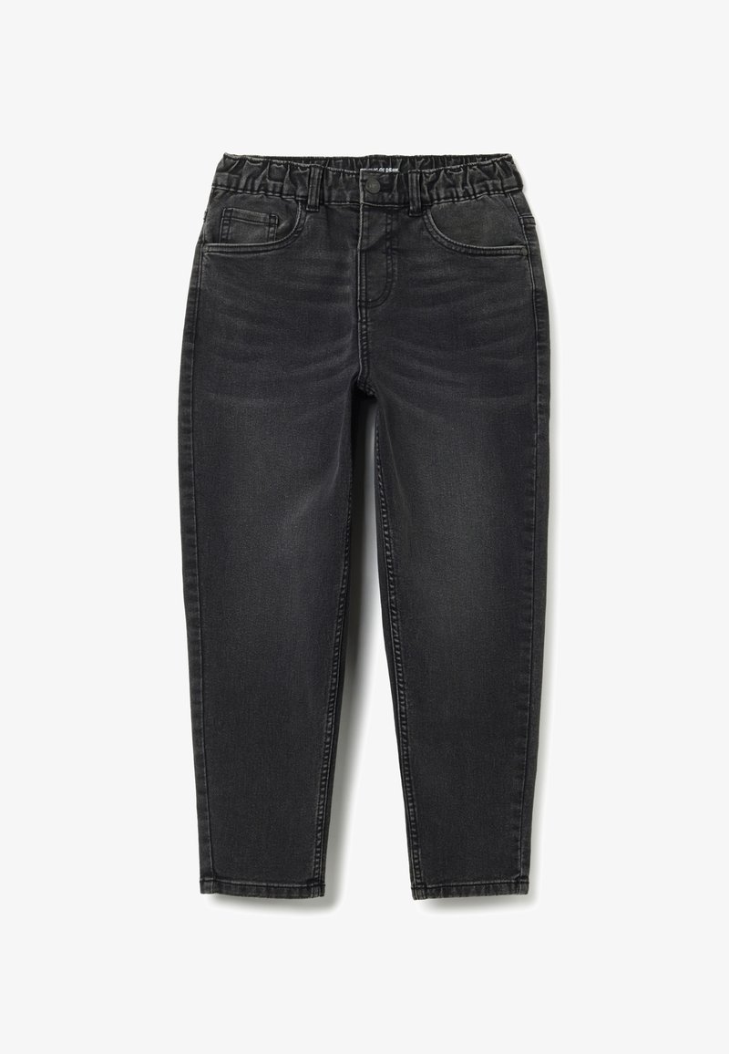 Jeans de mezclilla negra con cinturilla elástica, bolsillos estándar y un diseño de pierna ajustada. La tela presenta un ligero desgastado y una textura suave.