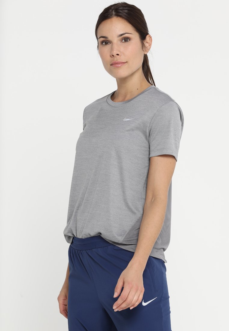 Nike Performance MILER - T-shirt print 