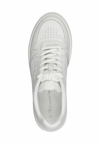 Sneaker in pelle bianca con punta rotonda, dettagli perforati, lace piatti e collare imbottito. Presenta una soletta testurizzata e un logo.