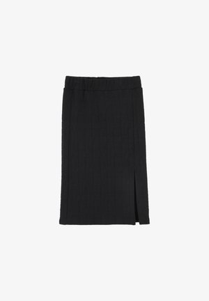 Jupe crayon noire longueur genou avec un motif texturé subtil et une fente latérale droite, avec une ceinture élastique.