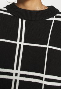 Roxy Trui - black