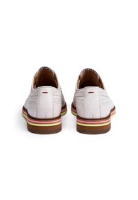 Lloyd Lace-ups - weiss