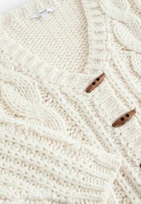 Next CHUNKY BUTTON FRONT CABLE - REGULAR FIT - Gilet - white ecru