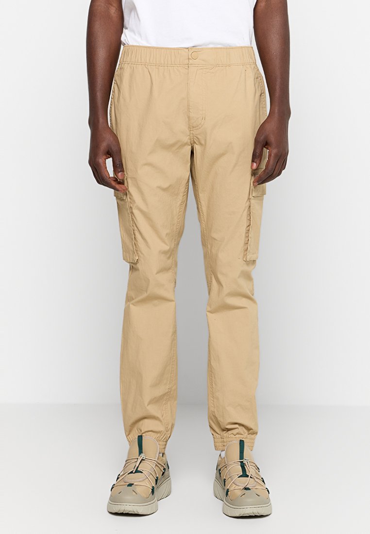 Calvin Klein Jeans Cargobroek zandkleur