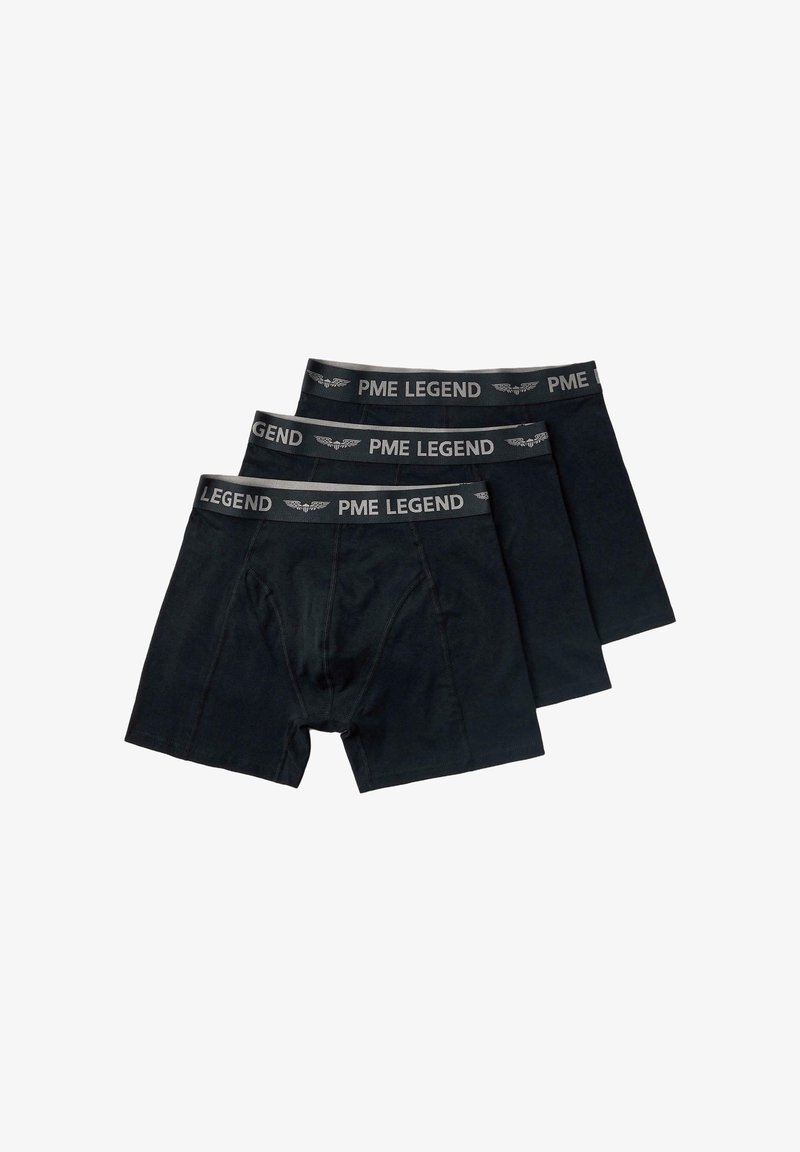 Drei gestapelte schwarze Boxershorts für Herren, jeweils mit einem grauen elastischen Bund, der den Schriftzug "PME LEGEND" und ein geflügeltes Emblem zeigt.