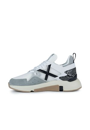CLIK - Scarpe da corsa su strada - blanco