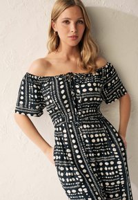 Next SUMMER - REGULAR FIT - Nappali ruha - black white spot