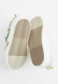 Next TWO FASTENING FIT - Klettschuh - neutral safari animal