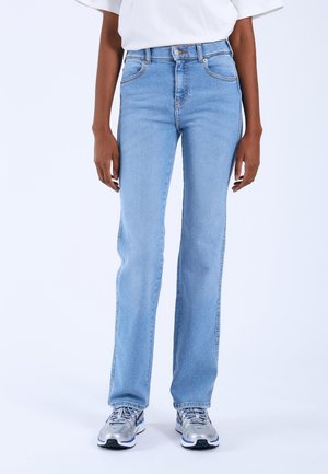 Light blue high-waisted jeans with a straight-leg cut, featuring front pockets, silver hardware, and contrast stitching details.