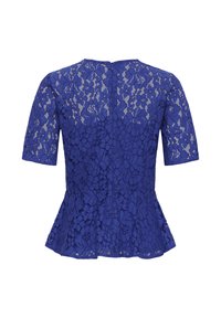 Blouse bleue en dentelle à manches courtes avec motif floral, taille cintrée et bas péplum, vue de dos avec une fermeture éclair centrale.