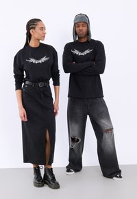 YOURTURN UNISEX - Top dugih rukava - true black