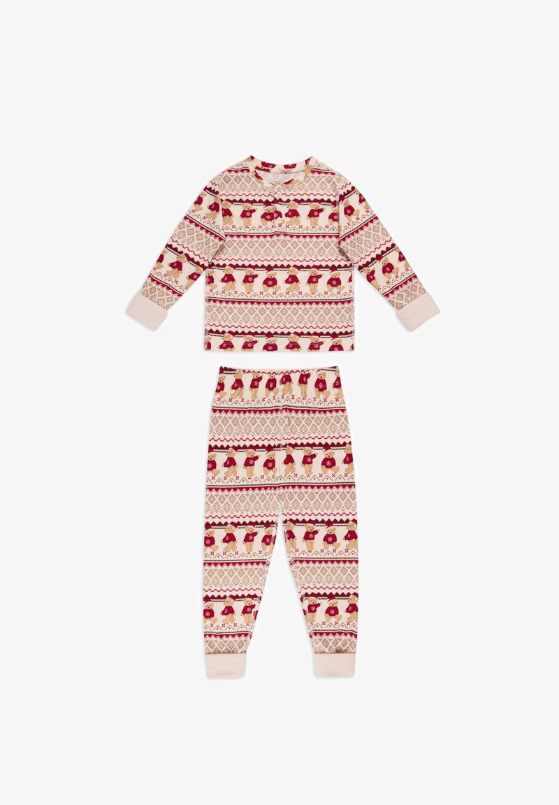 Conjunto de pijama de dos piezas en suave algodón, con una base en crema decorada con patrones geométricos en rojo y marrón, así como imágenes de osos. Los puños también son de color crema.