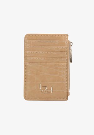 Portacarte in pelle finta coccodrillo beige con molteplici scomparti, una tasca porta monete con cerniera e logo Byblos in metallo sul davanti.