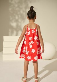 Thumbnail Image 3