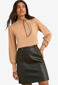 REGULAR FIT  - A-Linien-Rock - black