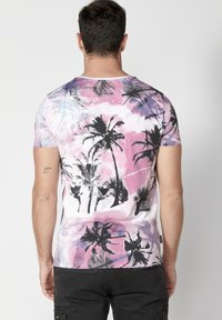 Koroshi SHORT SLEEVE - Apdrukāts T-krekls - rosa pink