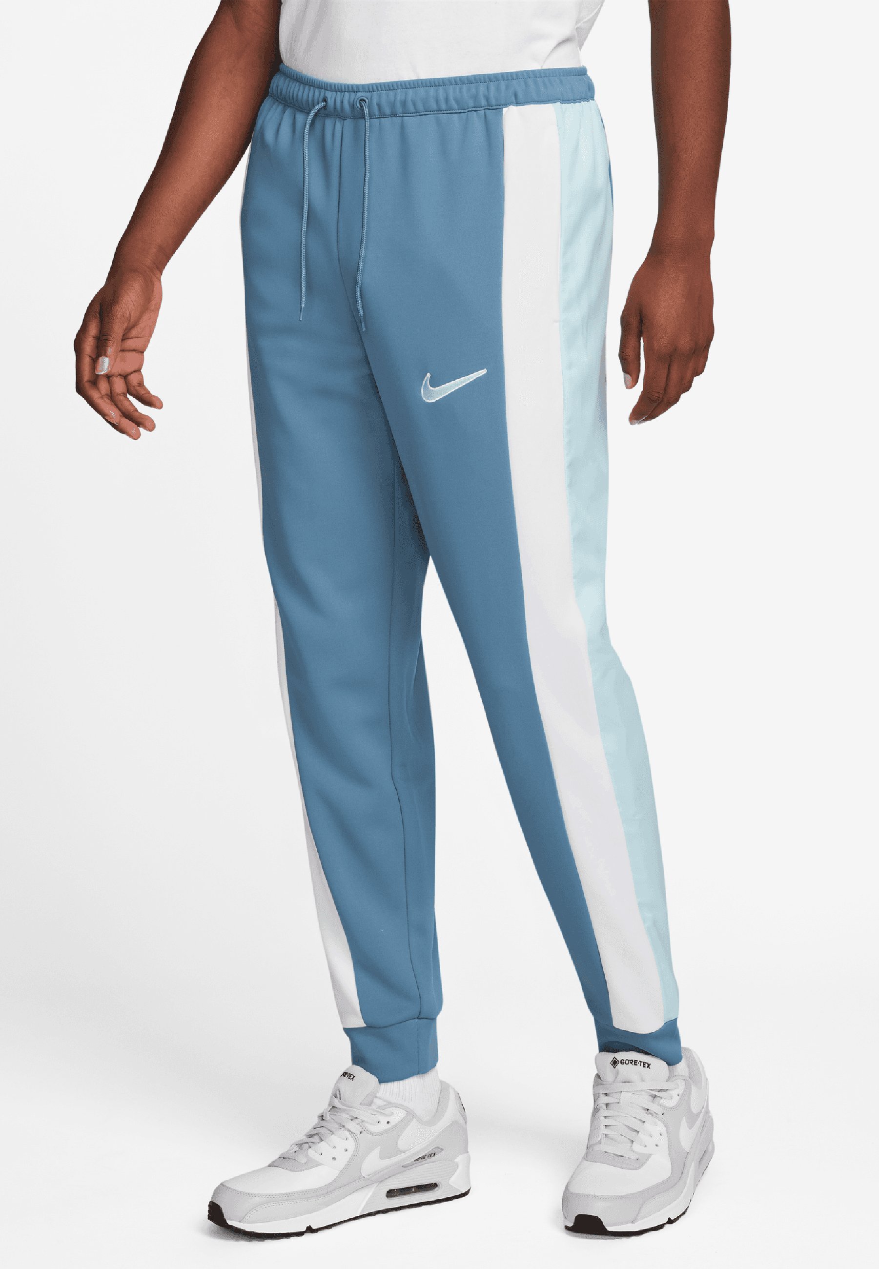 nike tracksuit bottoms age 14