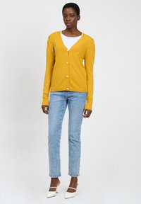 INFLUENCER V-NECK WITH PUFFED SLEEVES - Strickjacke - amber