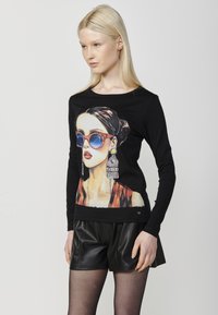 Koroshi Top s dlhým rukávom - black