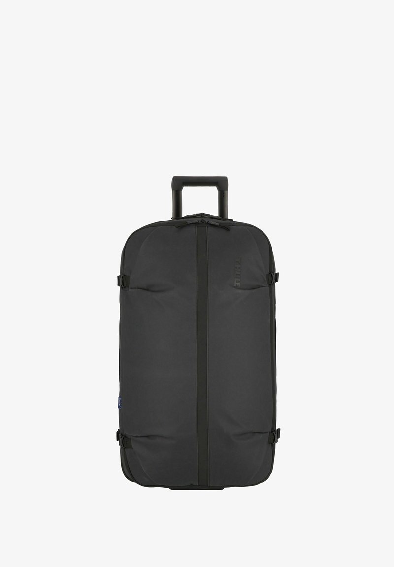 Sac de sport à roulettes noir en tissu durable, avec une poignée télescopique, des fermetures éclair et des sangles latérales pour une fermeture sécurisée.