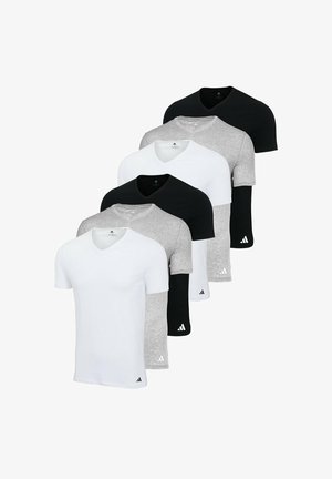 Fem t-shirts i nuancer af sort, hvid og grå. Hver har en v-hals, korte ærmer og et lille logo nederst til venstre. Blødt bomuldsstof.