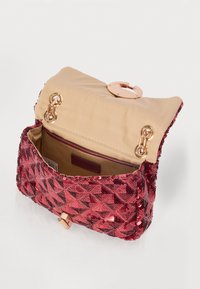 Vanessa Bruno EXCLUSIVE MOON SEQUINS - Olkalaukku - red