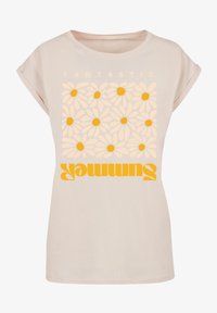 Unselected, whitesand