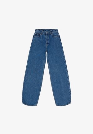 Blauwe spijkerbroek met een losse pasvorm, hoge taille, rechte pijpen en een traditionele vijf-pocketontwerp met een knoopsluiting.