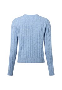 Jasnoniebieski sweter z dzianiny z pionowym wzorem żeberkowym, okrągłym dekoltem i długimi rękawami. Posiada dopasowany pas, co nadaje mu elegancki wygląd.