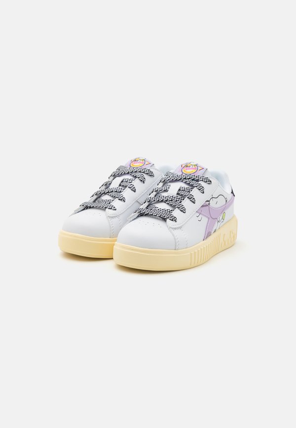 GAME STEP PEANUTS UNISEX - Training shoe4