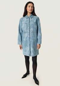 Soaked in Luxury Rochie din denim - fuzzy blue denim