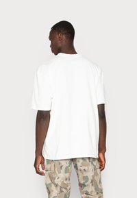 Pegador LOGO TEE - T-shirt básica - bright white