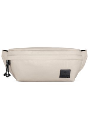Marsupio in tessuto beige con una texture liscia, dotato di una cerniera nera e dettagli con cordoncino, e di una patch logo nera sul davanti.