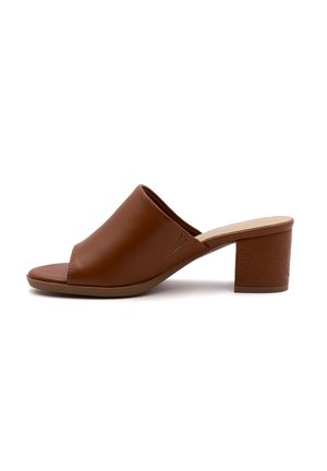 Muiltjes - light brown