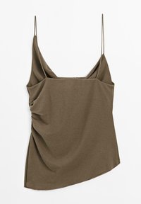 Oliven grøn tanktop med tynde stropper, med en draperet front og asymmetrisk kant, lavet af et blødt og glat stof.