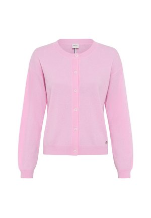 Lichtroze gebreid vest met een ronde hals, lange mouwen en knoopsluiting. Heeft een subtiele textuur en een klein logo detail aan de zoom.