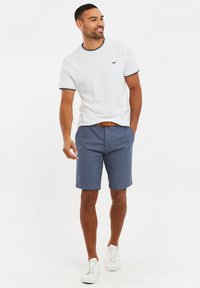 Threadbare THBCONTA - Shorts - misty blue