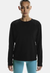 On STUDIO CREW 2.0 - Long sleeved top - black