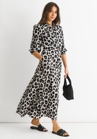 GINI LONDON ANIMAL PRINT - Abito a camicia - grey