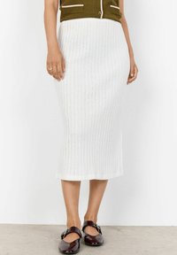 Soyaconcept Pencil skirt - offwhite